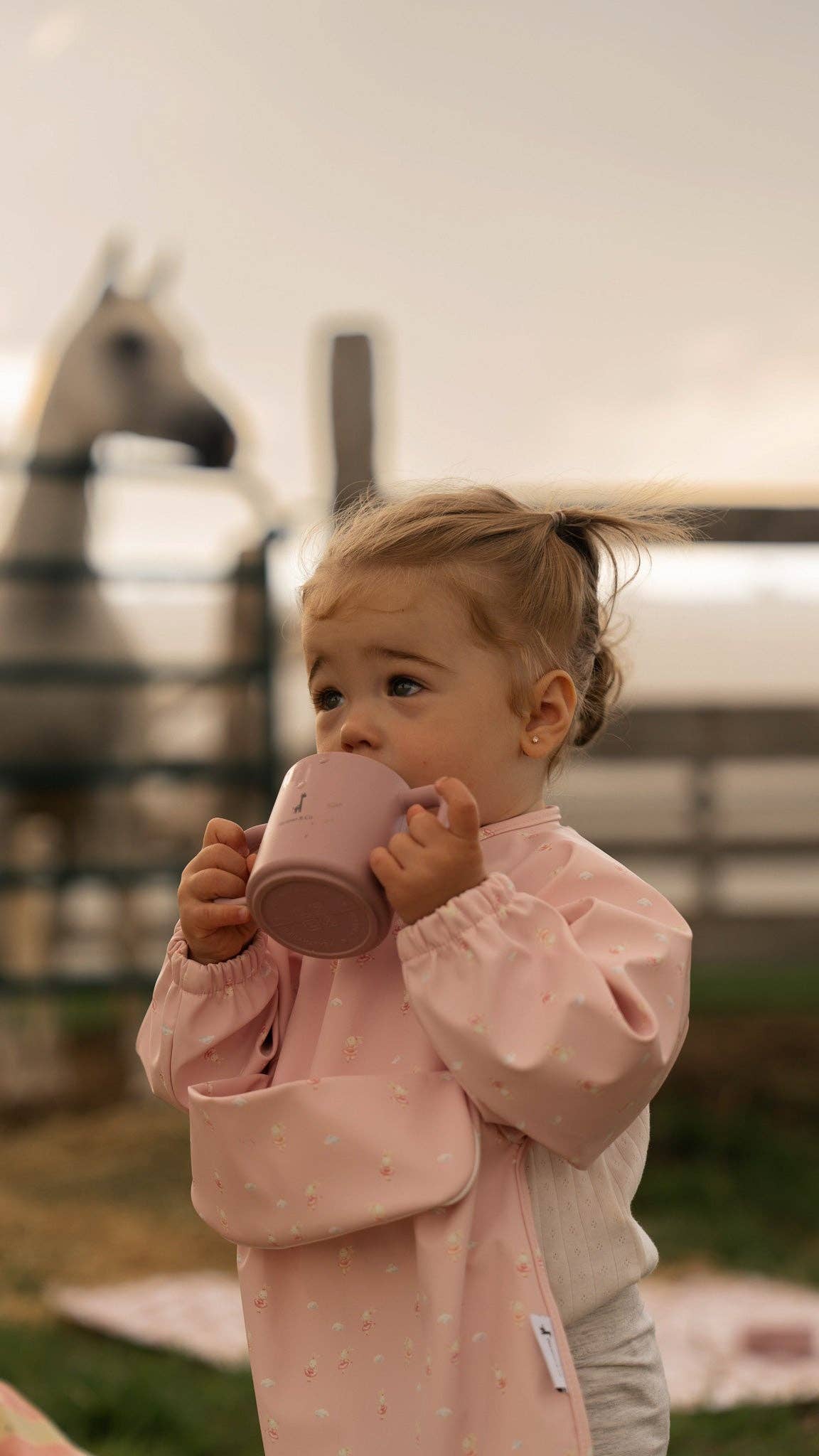 Micasso & Co - Wholesale Apron - Kids - Long-sleeve bib with integrated pocket7