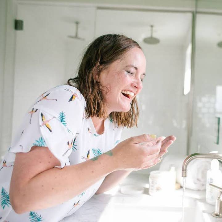 Pure & Coco | Organic Coconut Oil Face & Body Skincare - Wholesale Facial Exfoliant/Scrub - Lavender & Coconut Organic Coconut Oil Face & Body Polish5