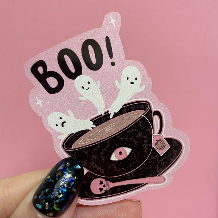 Autocollant en vinyle gothique effrayant de tasse de thé fantôme Boo pour la vente par Wendy Stephens Art