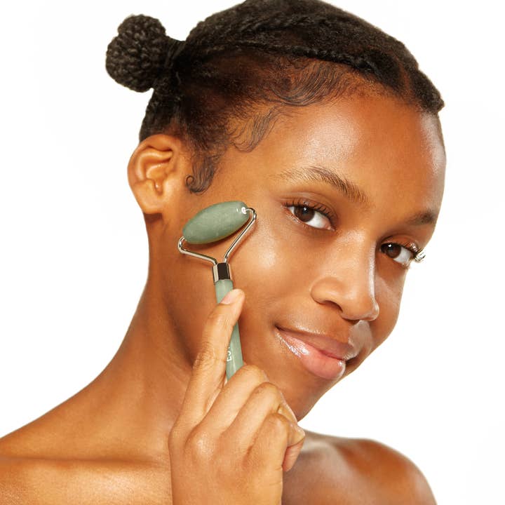 ESW Beauty - Wholesale Face/beauty roller - Mint Green Tea Jade Crystal Facial Roller8