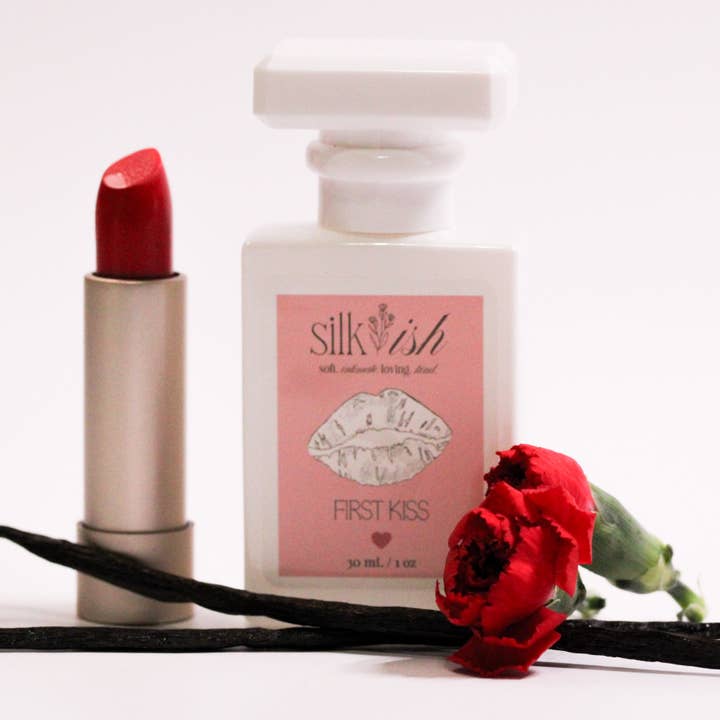 premier baiser pour la vente par Silkish Beauty