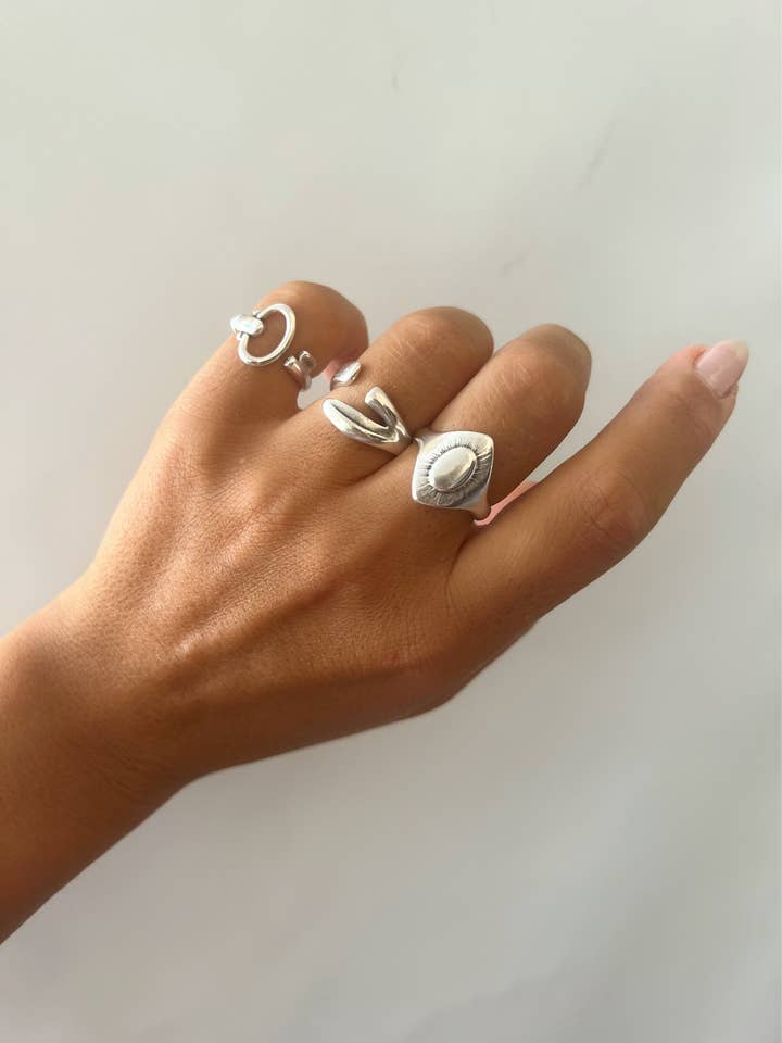 Anello in argento, fatto a mano, etnico, argento per la vendita all'ingrosso da parte di Christina Christi