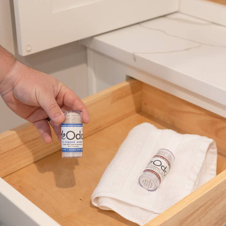 DeOdor Rugged | Déodorant Naturel | Fraîcheur Homme pour la vente par Rinse Bath Body Inc