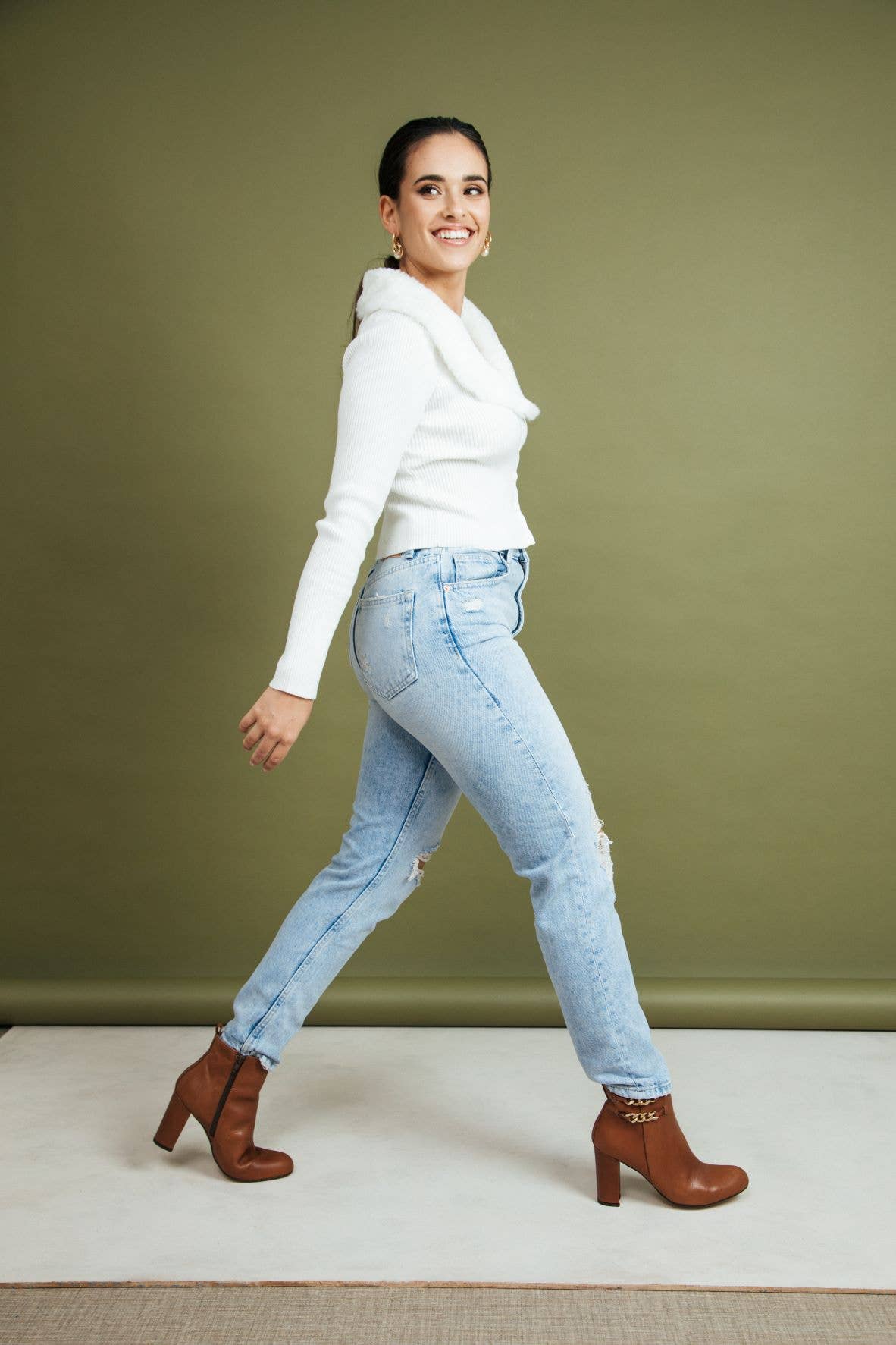 Elodie - Venta al por mayor Botines - Mujer - BOTIN DORIS TACON ALTO CADENAS3