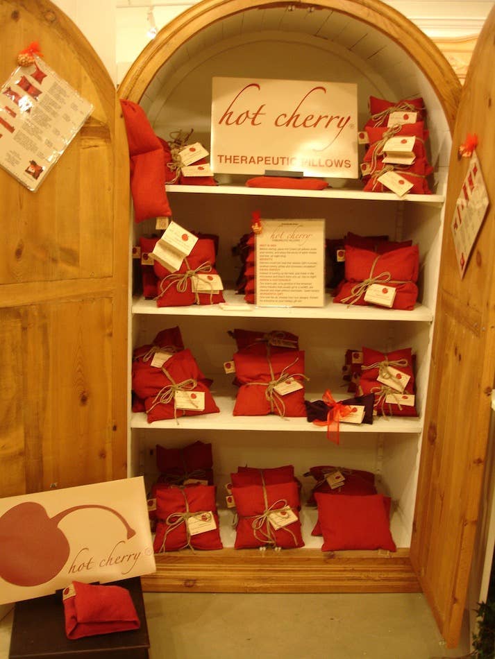 Hot Cherry Pillows - Vente Compresses chaud/froid - Carte de présentation pour point de vente - Denim2