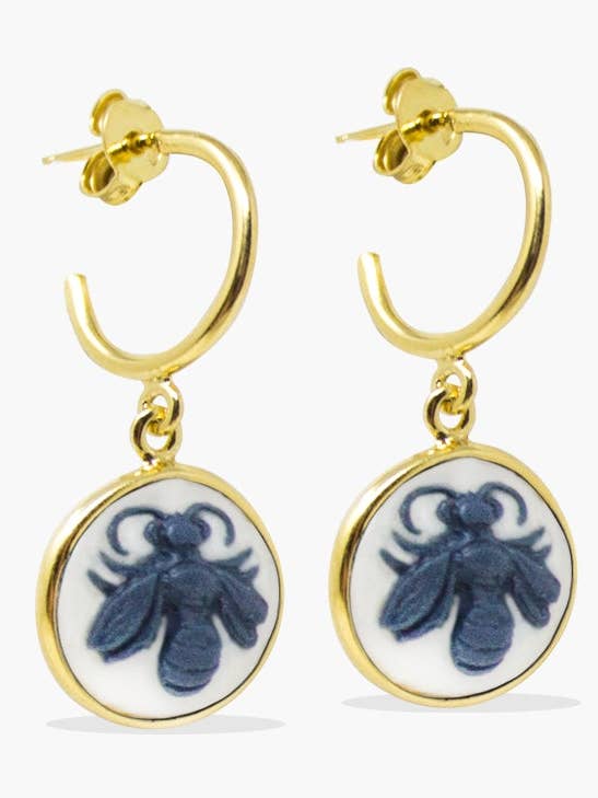 Queen Bee Cameo Mini Hoop Earrings for wholesale by VINTOUCH ITALY