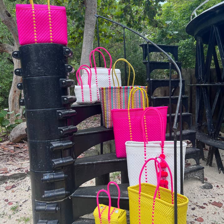 The Faria - Wholesale Beach Bag - Fuchsia Handwoven recycled plastic beach Bags 4