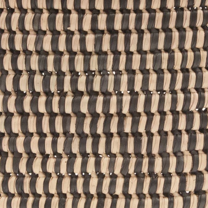 The Basket Room – wholesale Laundry basket – YULE : Grey Slate Check Lidded Laundry Basket | Log Basket | Toy Storage with Handles | Blanket Basket | Laundry Hamper1