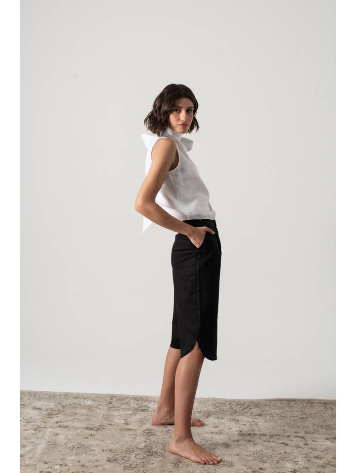 LUXMII - Wholesale Shorts – Women’s - Jager Bermuda Shorts Black5