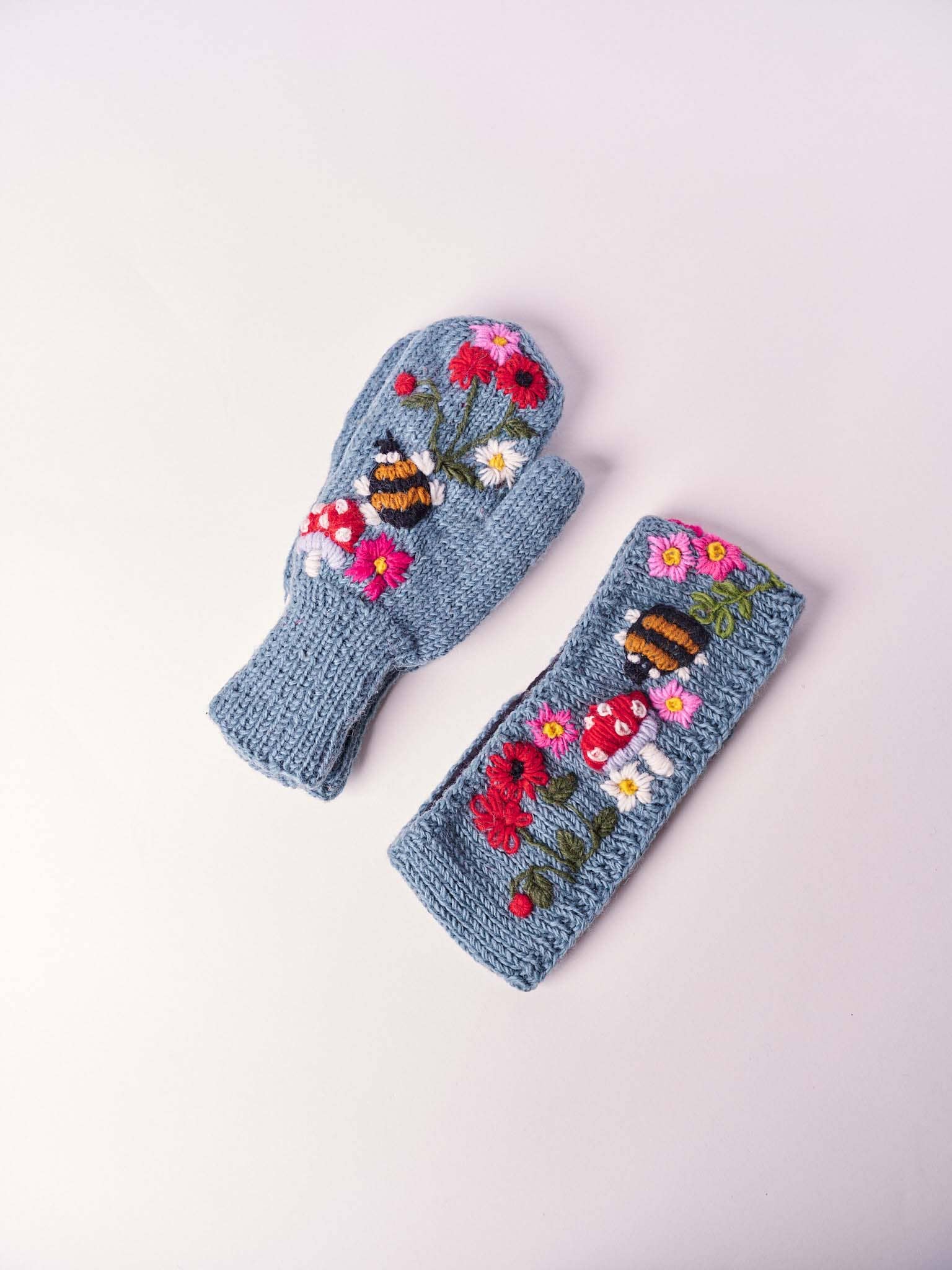 Windhorse Trading Inc - Vendita all'ingrosso Berretto - Donna - Famiglia di Lana di Funghi CP731