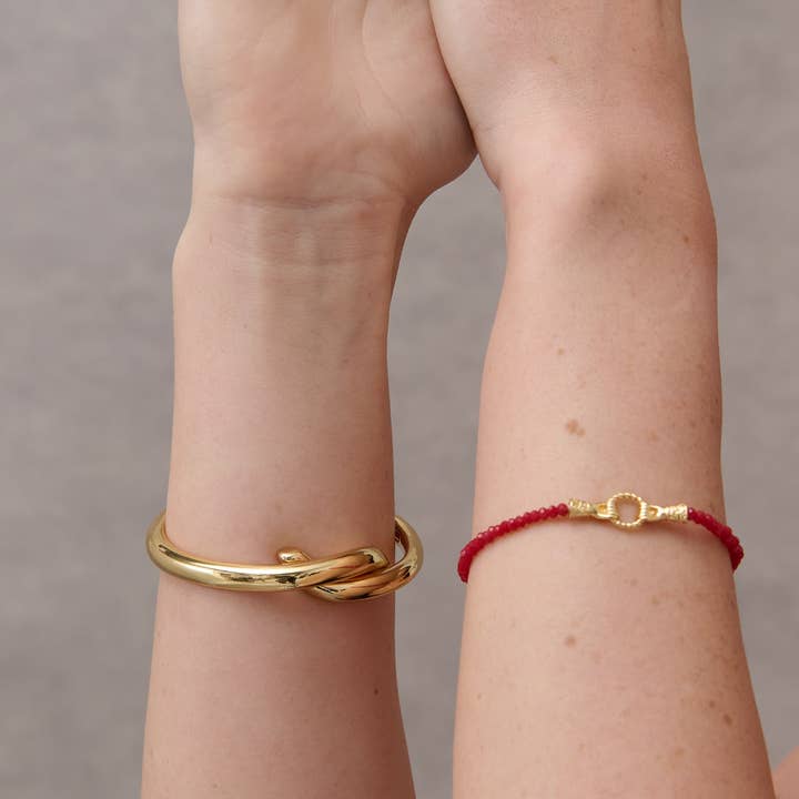 Angels Whisper Accessories - Wholesale Charm/dangle bracelet - Harry 18K Gold Plated Bracelet in Red3