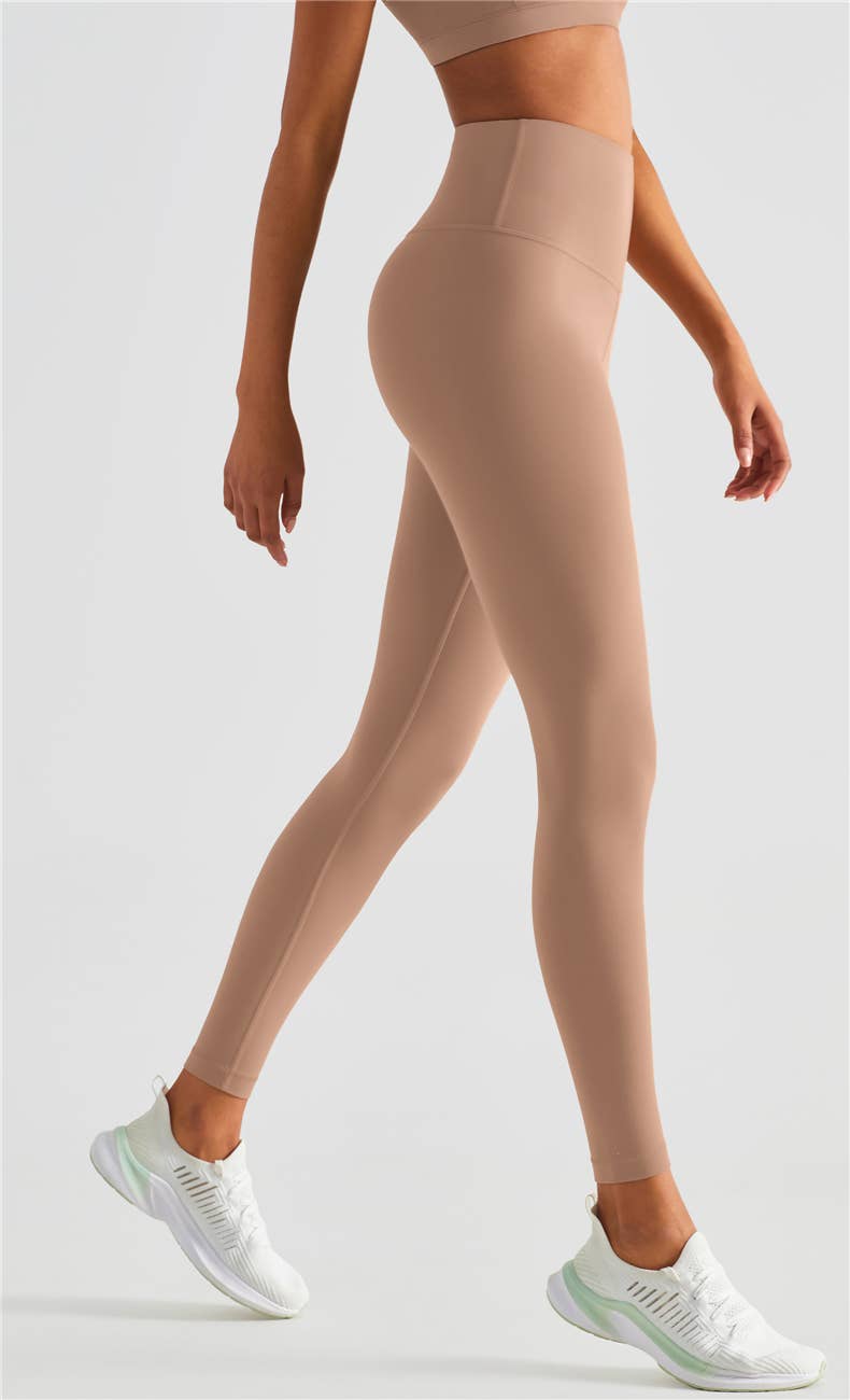 91thelabel – Leggings de desporto/casuais - Mulher por atacado – Legging de cintura alta Victory com modelagem em tecido Lycra®8