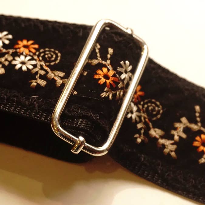 hundsfutter - Wholesale Camera Strap - Gabriela camera strap4