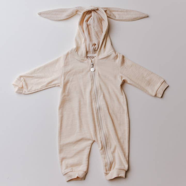 Bunny Zip Romper | KATOEN voor wholesale door Modern Roots Kids Co.