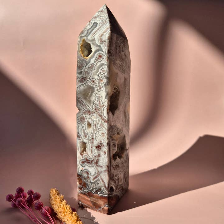 Moonlight Gemstones - Wholesale Spiritual Stone/Crystal - XL Druzy Mexican Agate Tower - Stunning Crystal Display Piece - 19cm 707g