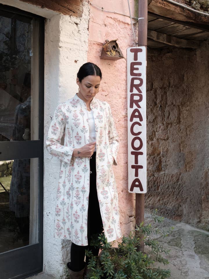 Devi Shop - Wholesale Coat - Women's - Midi Quilted Daya Coat ~ Parrot
