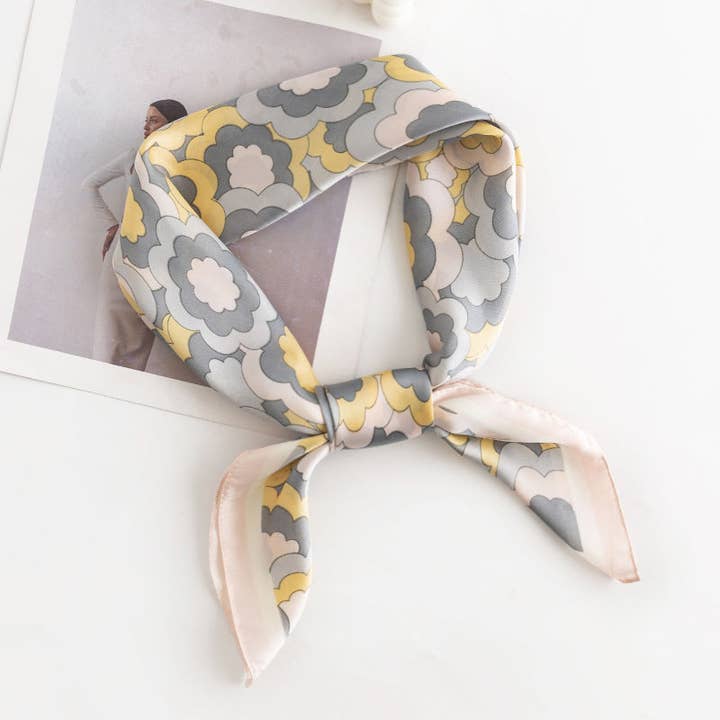 Funkyrel® Atzbranding Limited - Wholesale Scarf - Women's - Scarvii - Floral Square Scarf