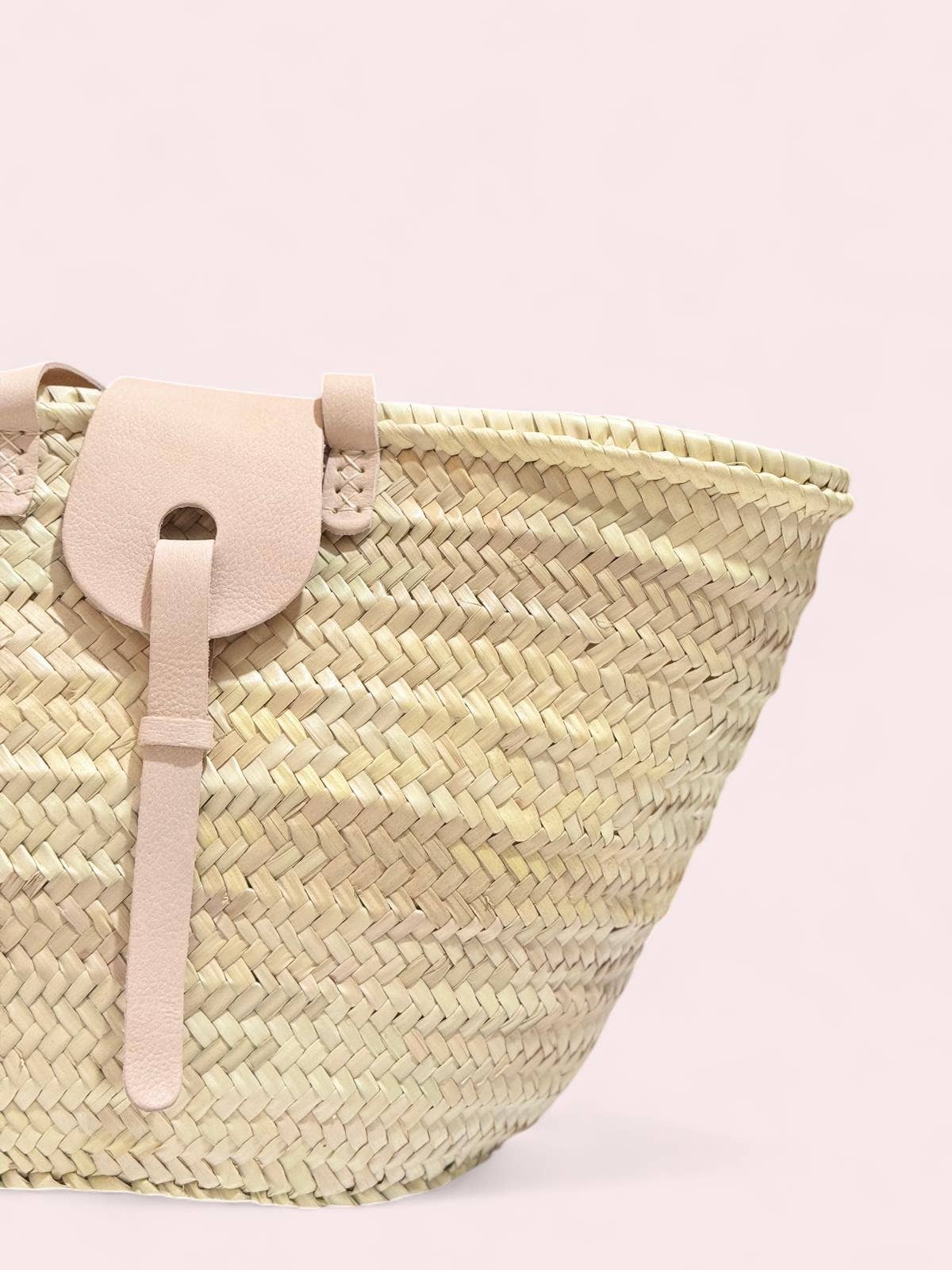 HandmadeBestSeller - Wholesale Beach Bag - Handwoven Straw Basket with Long Leather Strap & Flap 6