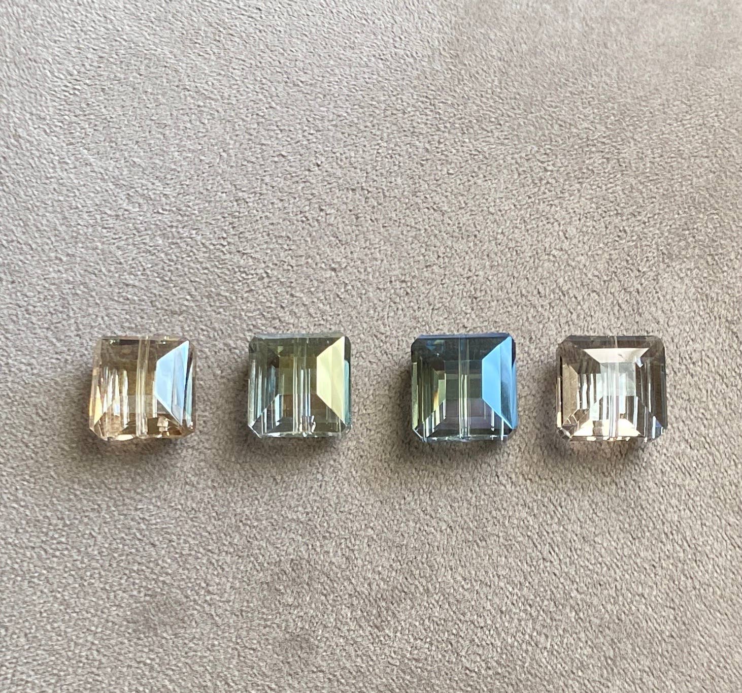 Marble Designs Jewelry - Wholesale Dangle Earrings - Crystal Earrings Gold Champagne Silver Elegant5