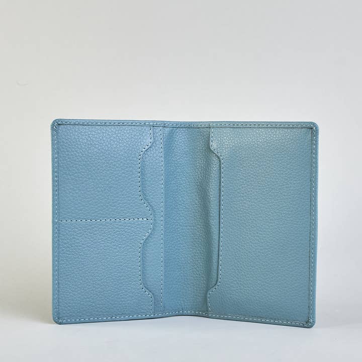 Herzilein-Wien GmbH - Wholesale Passport Case - Women's - Passhülle Leder 63