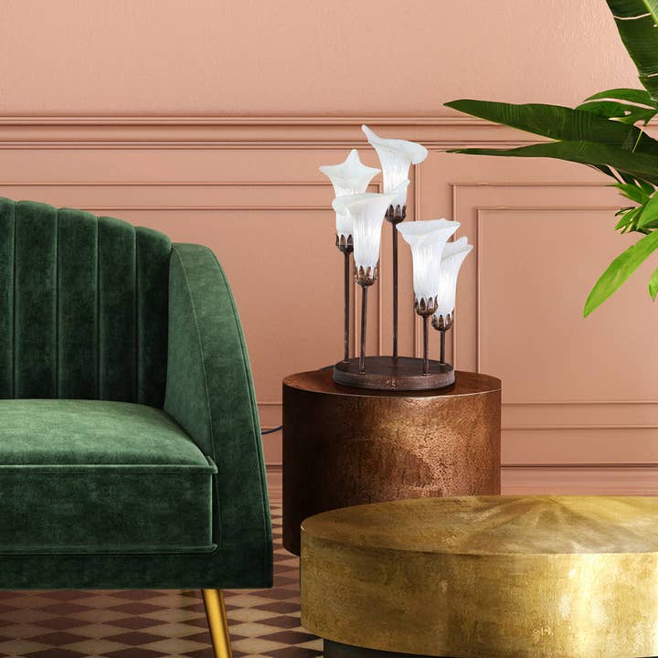 River of Goods - Vente Lampes d'appoint/de bureau - Lampe de table avec base en bronze de 19,5" H et abat-jours blancs Calla Lily0