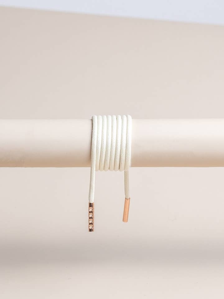 Off White | Round waxed shoelaces for wholesale by Senkels
