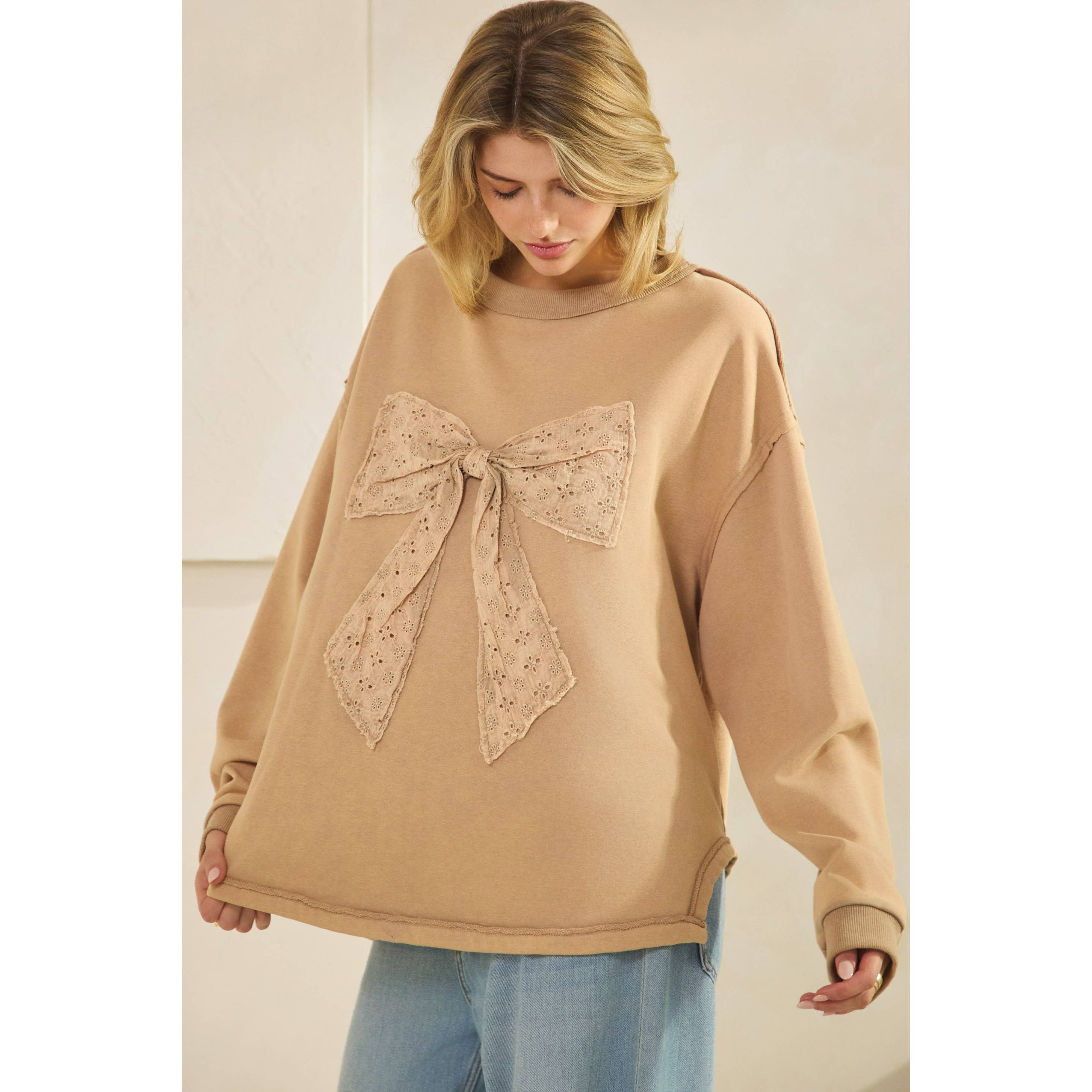 Sage + Fig - Wholesale Sweatshirt - Women's - WHIMSY BOW SWEATSHIRT (ST7972)17
