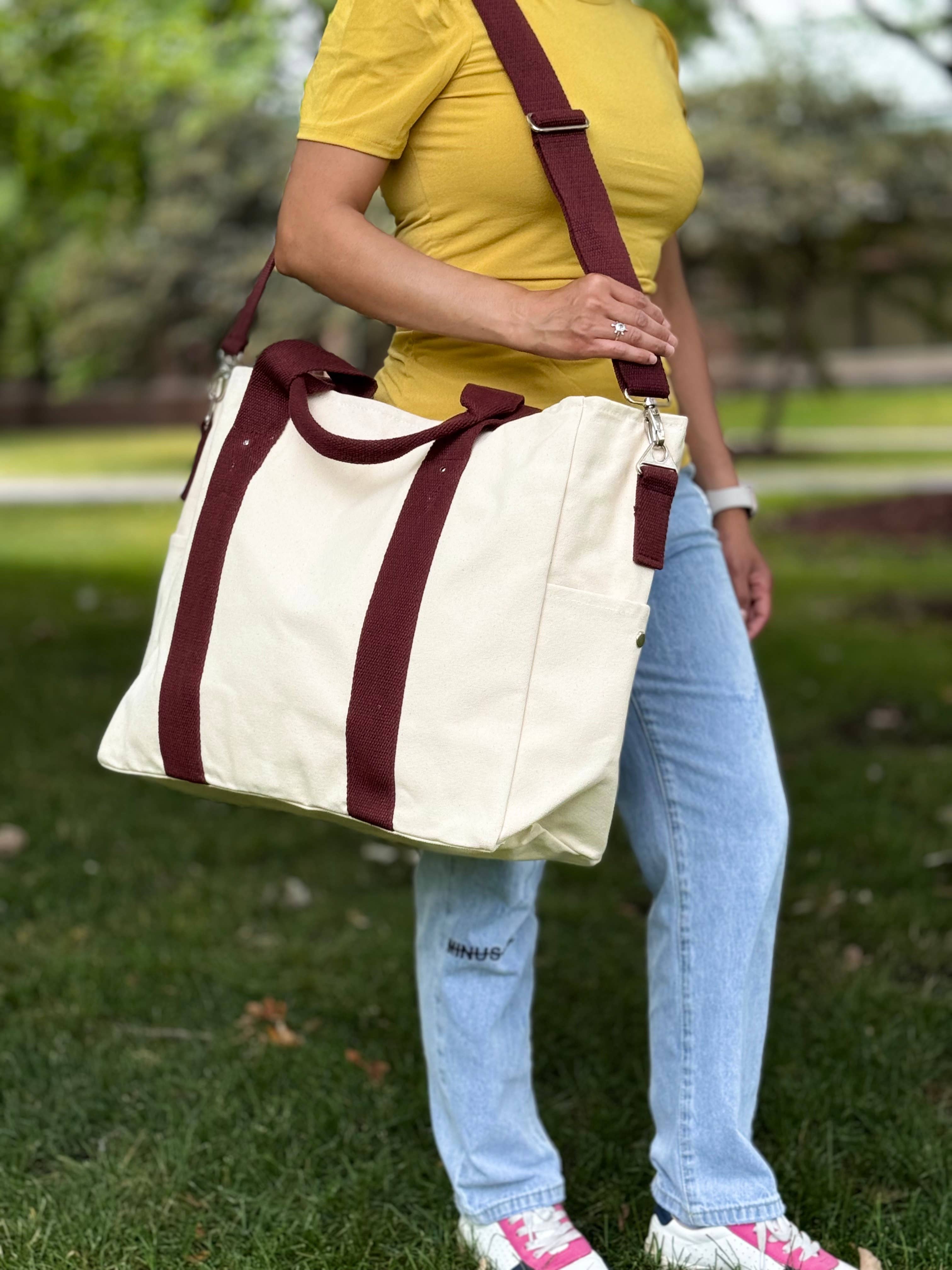 US Bags - Wholesale Weekender Bag - Unisex - Heavy Duty Canvas Travel Duffel Bag | Weekender Carry-on2