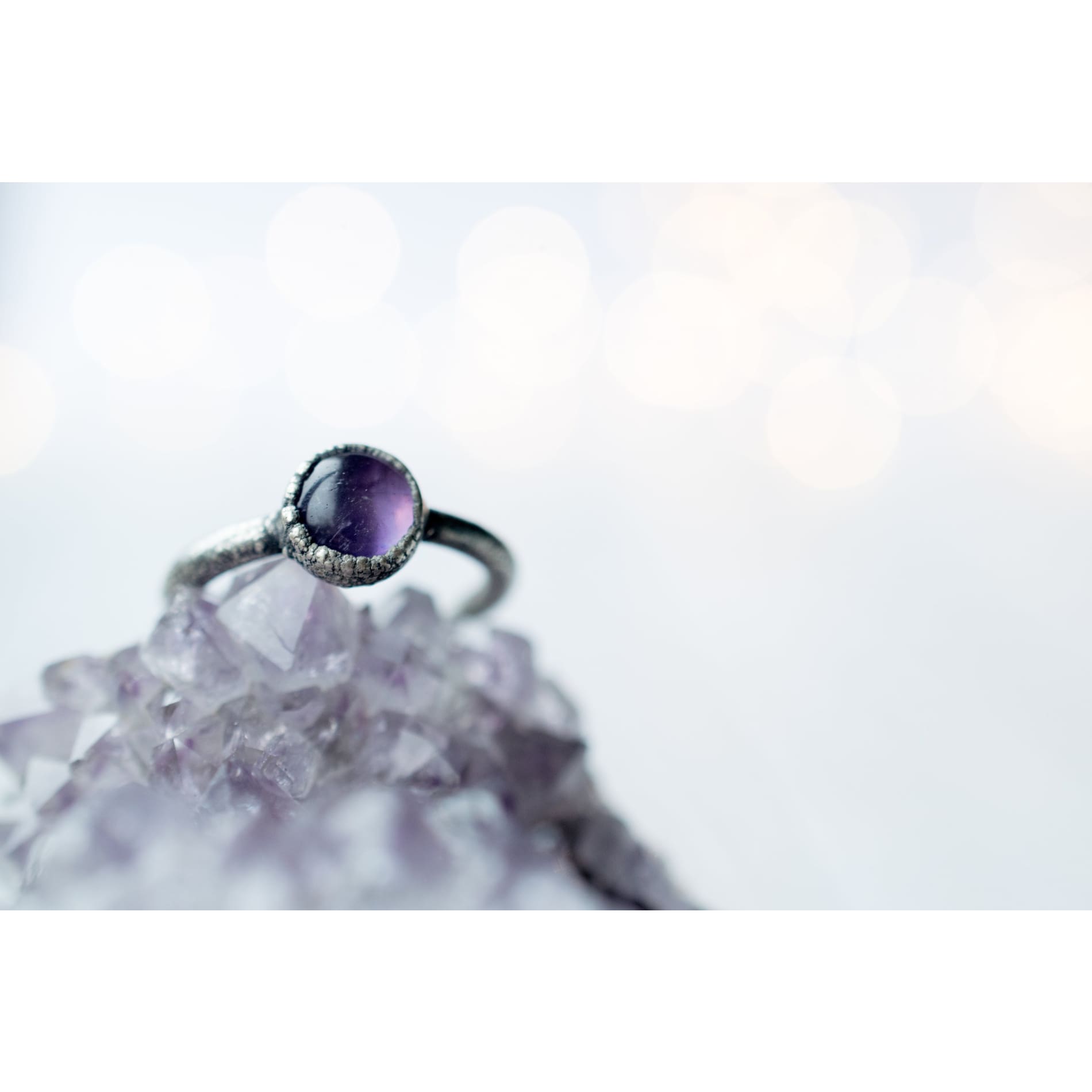 HAWKHOUSE - Wholesale Single Stone/Solitaire Ring - Plated Amethyst statement ring | Amethyst orb ring1
