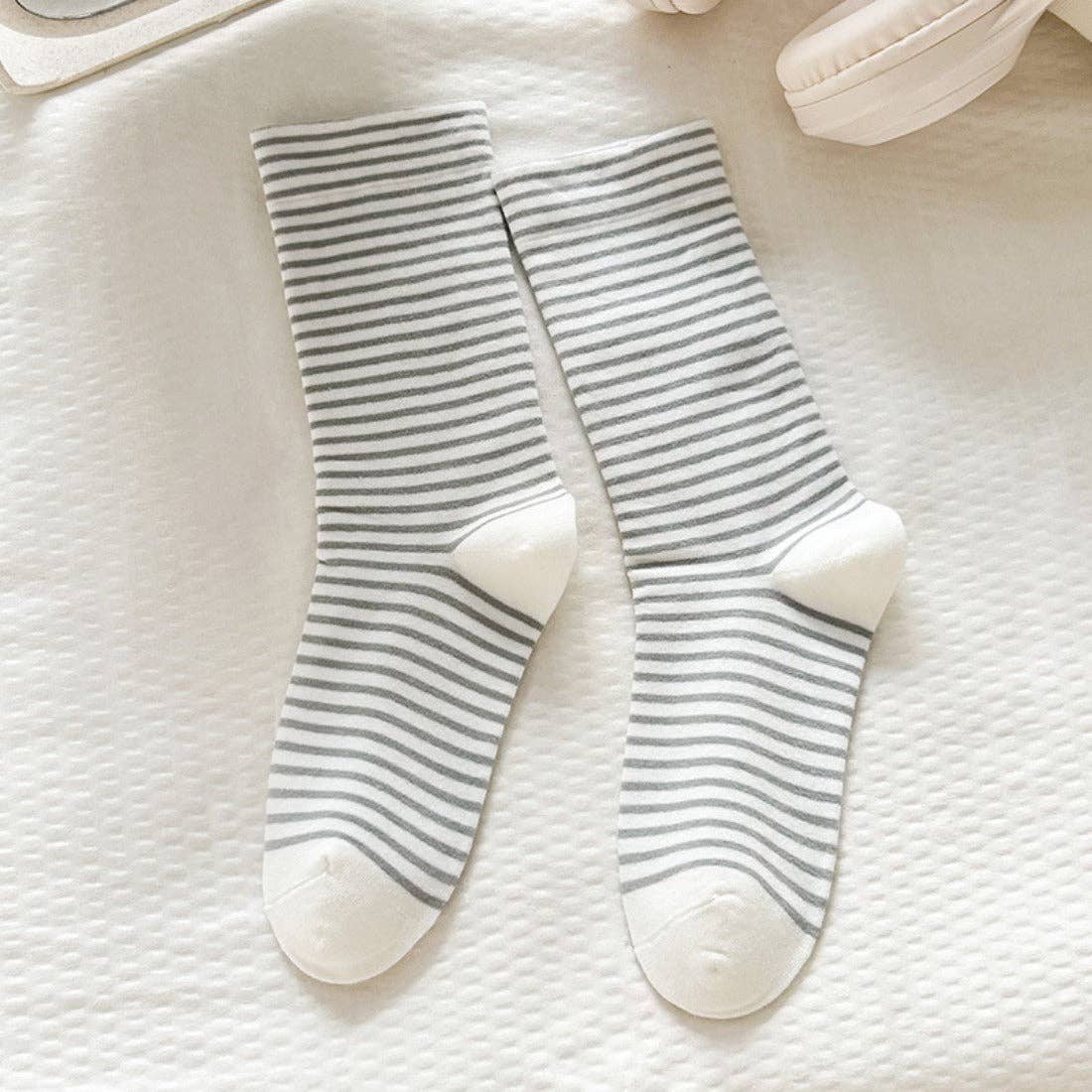 Funkyrel® Atzbranding Limited - Wholesale Sokken - Dames - Rufia - Kleurrijke Gestreepte Sokken tot Halverwege de Kuit13