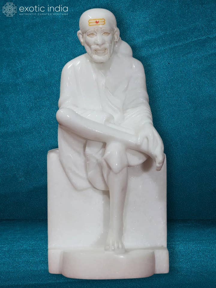 Estatua de Sai hecha a mano de 11 pulgadas para meditación para venta al por mayor de Exotic India Art