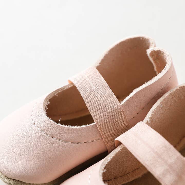 Sun & Lace - Vente Chaussures de berceau – bébé - Ballerines bébé en cuir rose clair | Chaussures pour bébé fille3