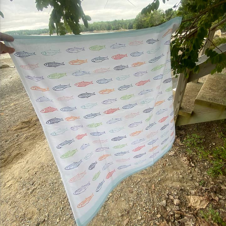 Independent Puppy - Wholesale Tea Towel - Rainbow Fish Tea Towel | 27 x 27"1