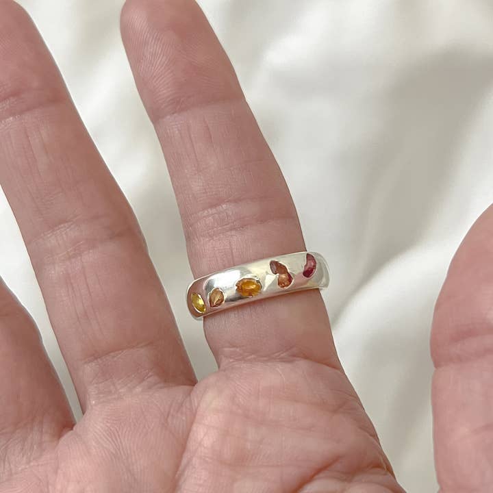 Amory C Jewelry - Wholesale Multi-Stone Ring - #8 Sapphire 5 Stone4