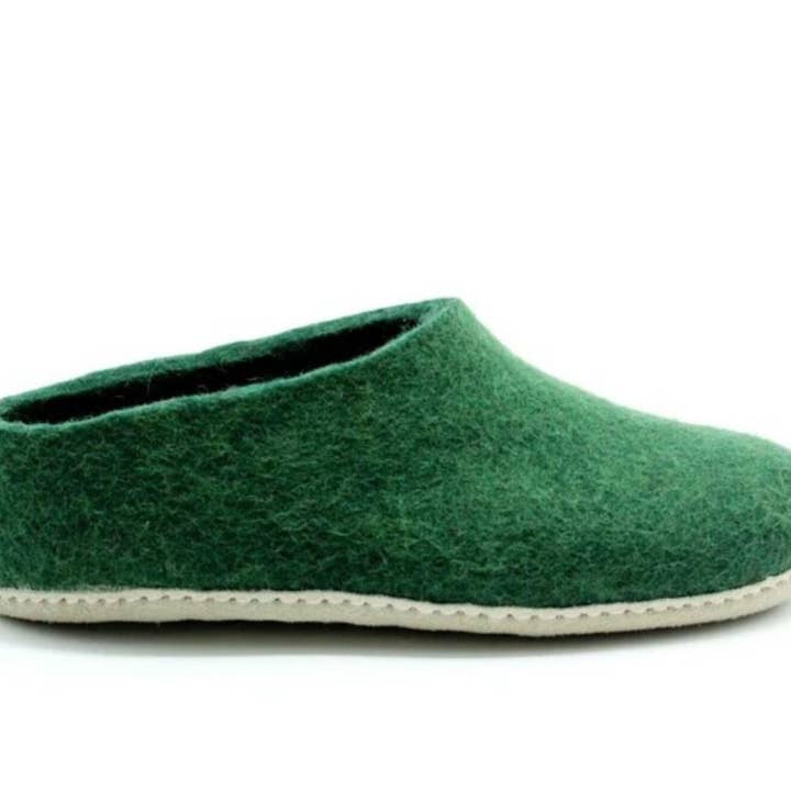 Woollyfelt - Wholesale Slippers - Unisex - Handmade Unisex Wool Indoor Slippers - Customizable2