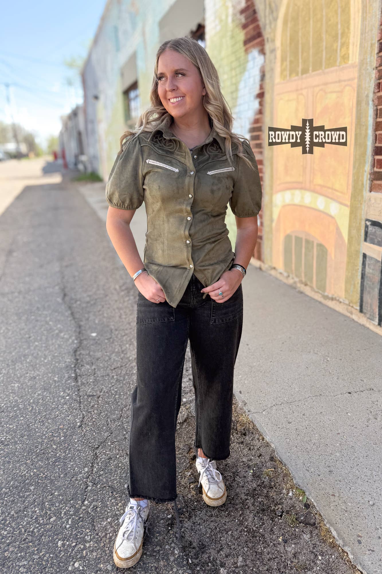 Rowdy Crowd Clothing - Vente Chemise à col boutonné – femme - Haut Calaboose vert olive0