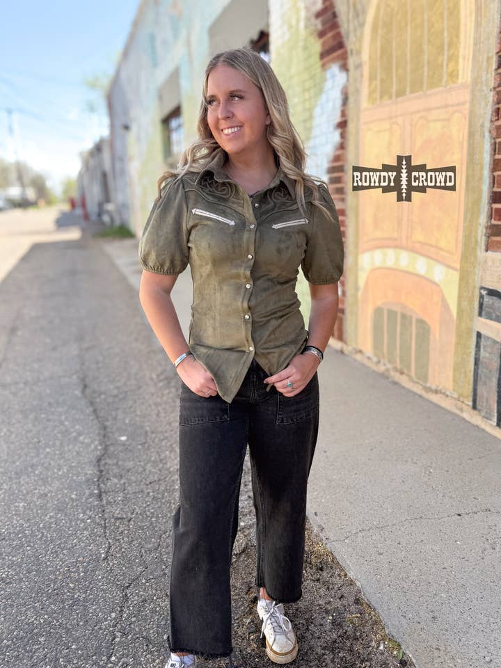 Rowdy Crowd Clothing - Wholesale Button Down Shirt - Women's - OLIVE- Calaboose Top0