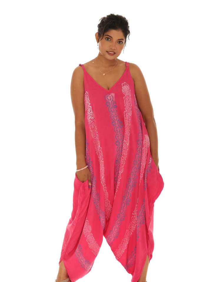 Tryckt ärmlös Harem Jumpsuit för wholesale av Shoreline Wear. INC