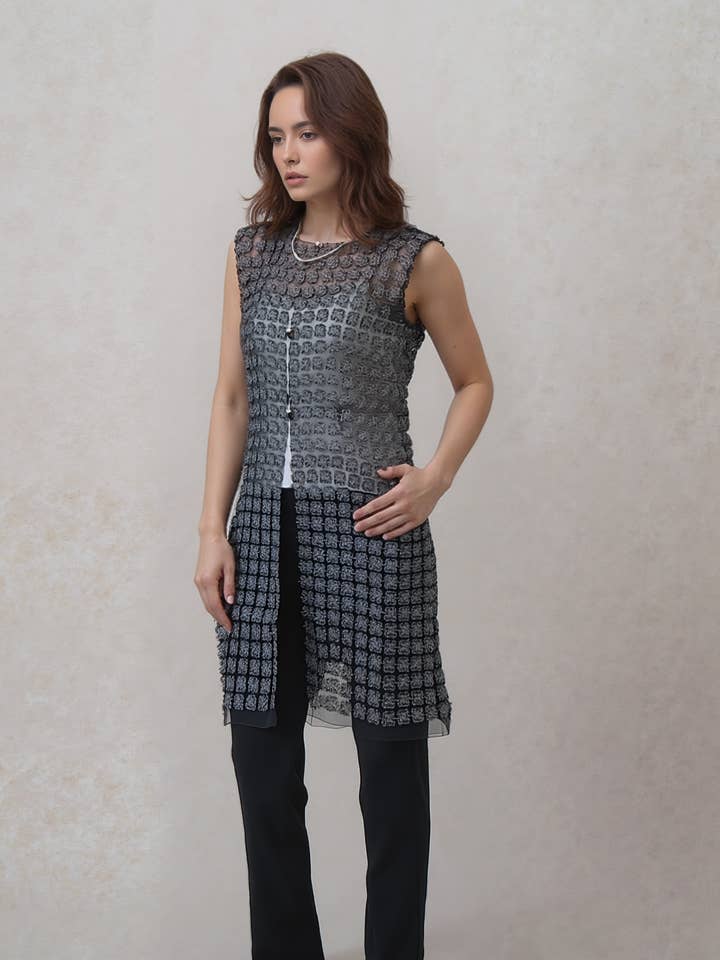 Spetsorganza ärmlös väst (svart) för wholesale av Ellyndale