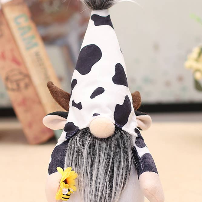 UNISHE - Wholesale Decorative Tabletop Object - Western Cow Print Dwalf Doll MIG0030