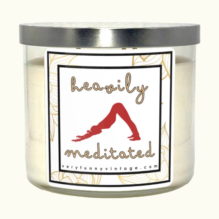 Bougie "Heavily Meditated" (Yoga) pour la vente par Very Funny Vintage by Weird & Wrong