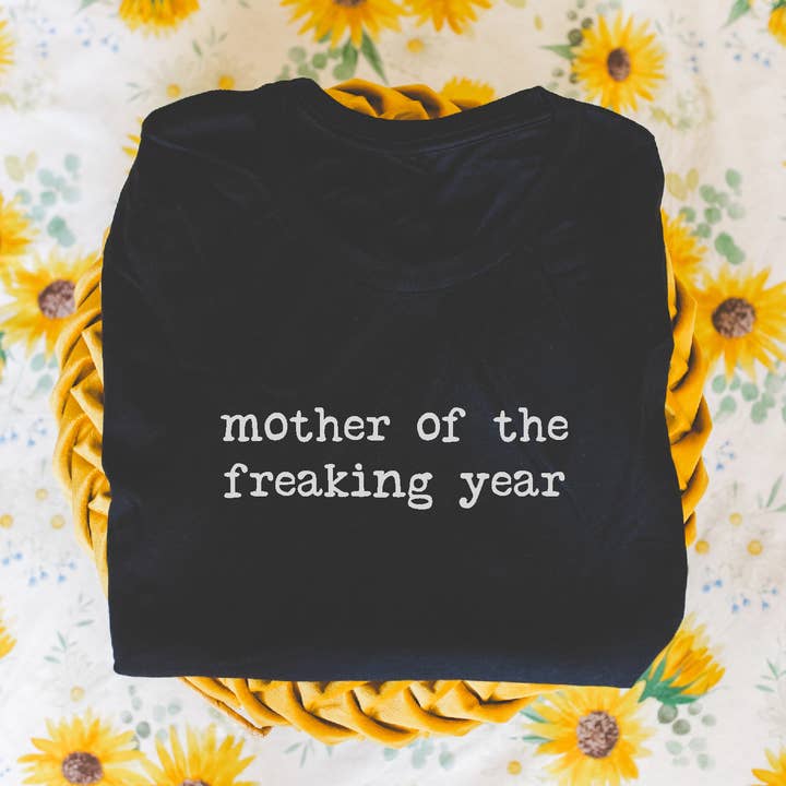 Camicia grafica per la mamma dell'anno, unisex, taglia forte, regalo per la vendita all'ingrosso da parte di pretty little creeps