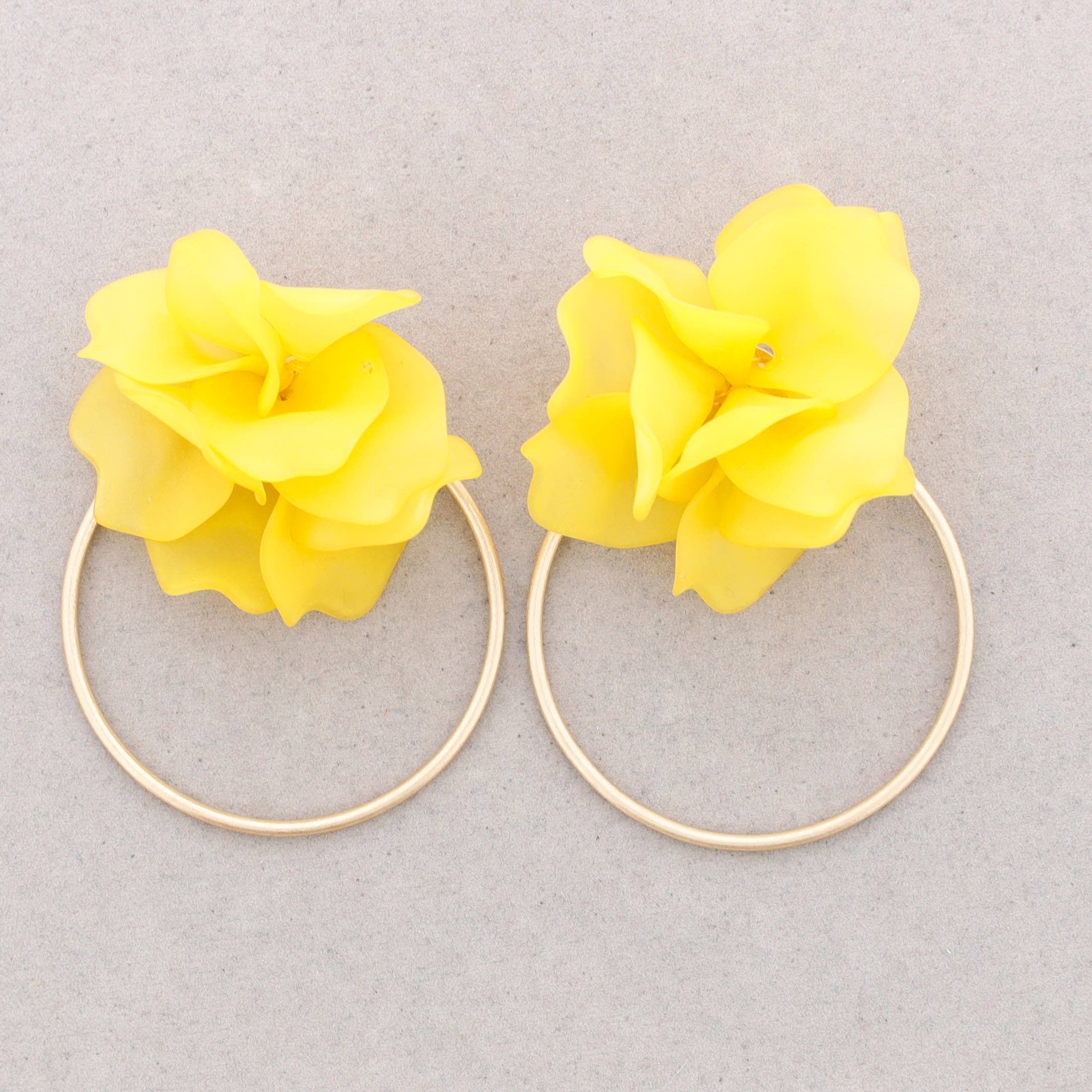 Sonata – Großhandel Click-Button-Schmuck – Druckohrringe aus Kunstharz mit Blütenblättern9