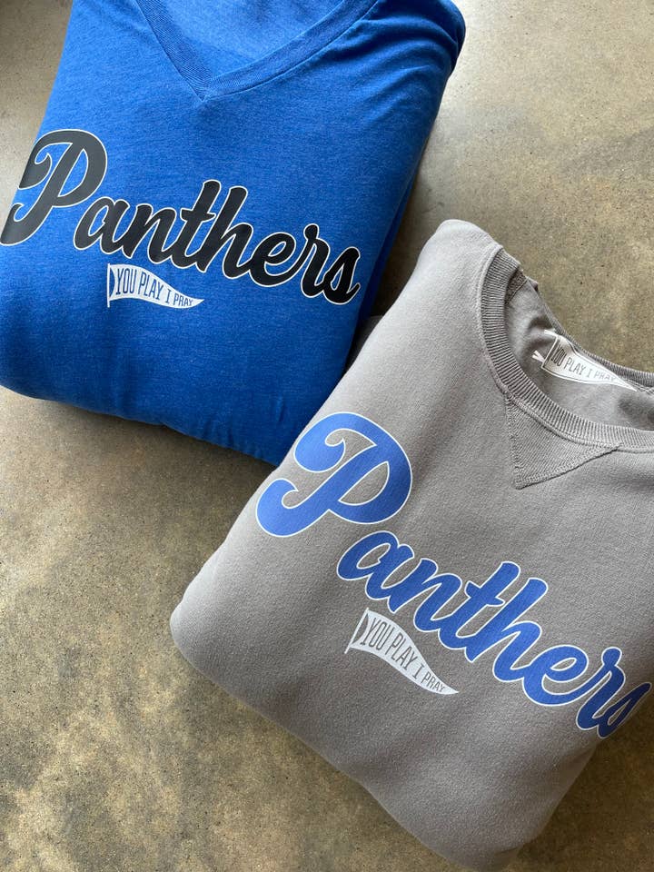 Sweat-shirt personnalisé GAMEDAY Flag | School Spirit | Christian pour la vente par You Play I Pray