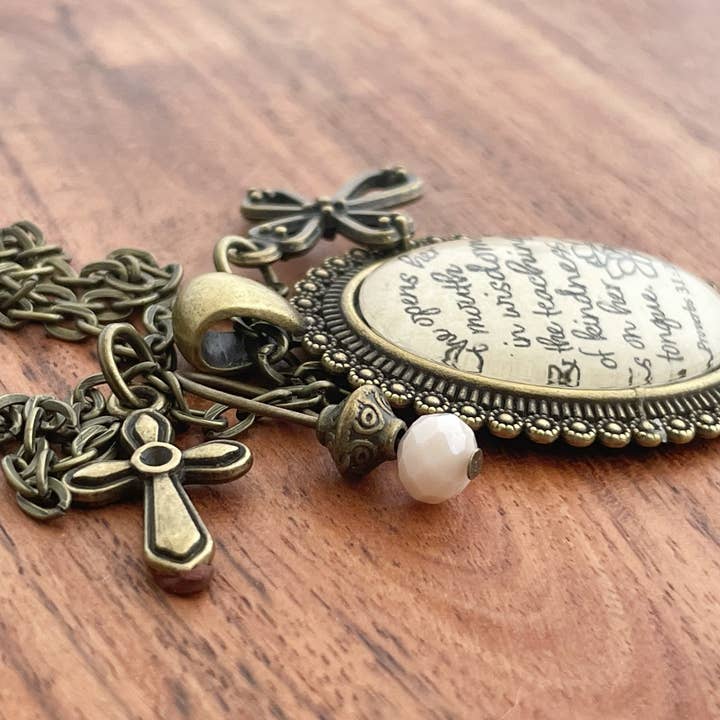Ivy Barn Designs – wholesale Hänge-/berlockhalsband – Ordspråksboken 31:26 halsband för kristen butik Mors dag