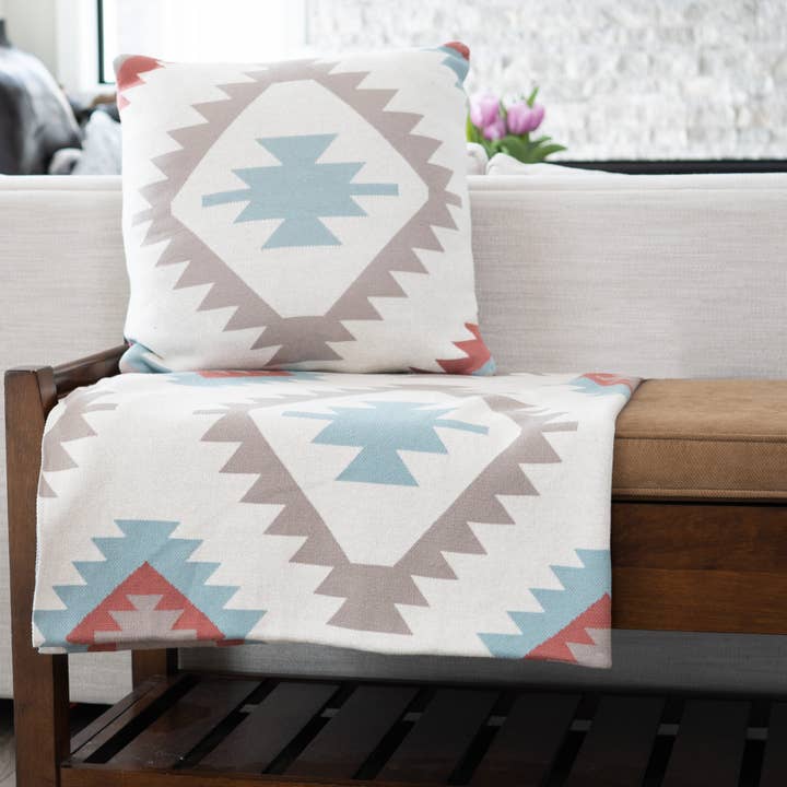 Elsie & Zoey - Wholesale Throw blanket - Montana 50x60" Recycled Cotton Decorative Throw Blanket2