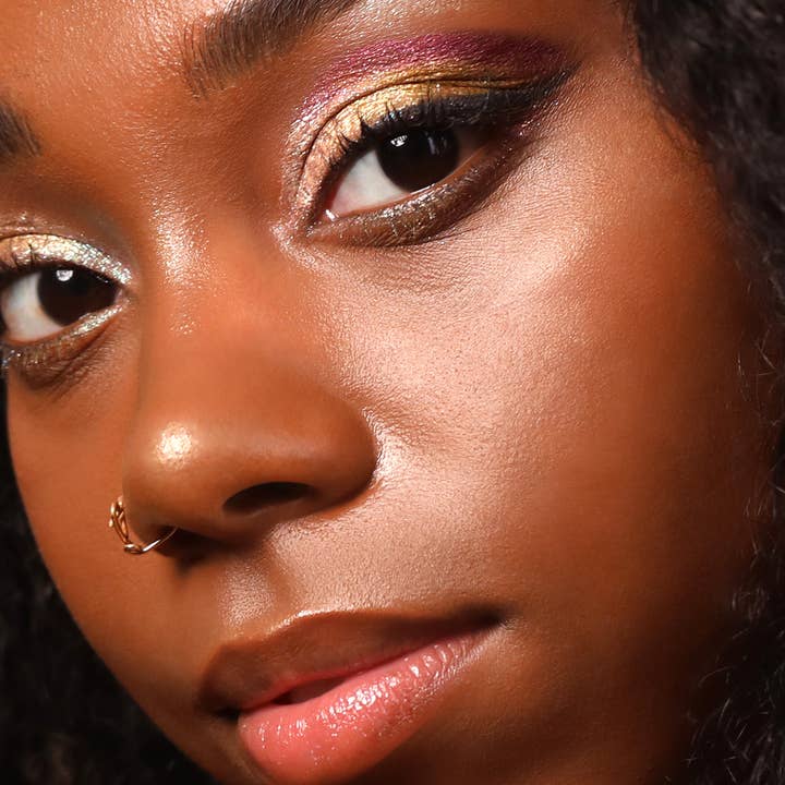 Moira Cosmetics - Venta al por mayor Maquillaje de ojos - Sombra en barra Stellar Glaze (006, en llamas)4