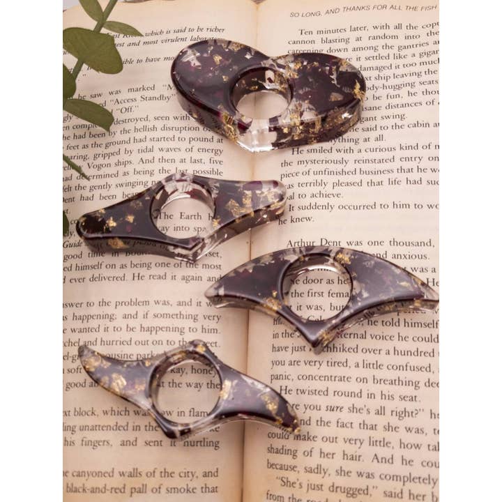 Botanically Bookish - Wholesale Book Holder - Rose & Gold Book Page Holder, Flower Thumb Page Spreader8