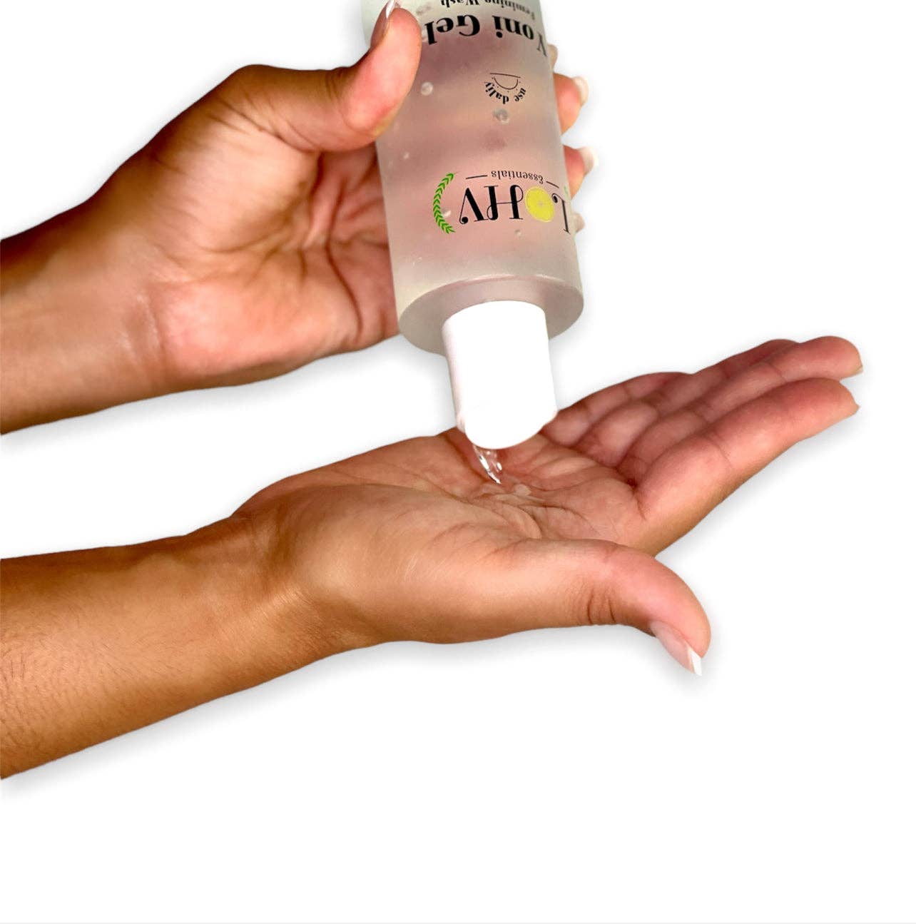 LOHV ESSENTIALS - Wholesale Intimate Cleanser/Wipe - PREMIUM YONI GEL Feminine Wash Eliminate Odor, Cleanse Vulva, Maintain a Healthy pH with Palm Kernel Oil + Aloe Vera Leaf3