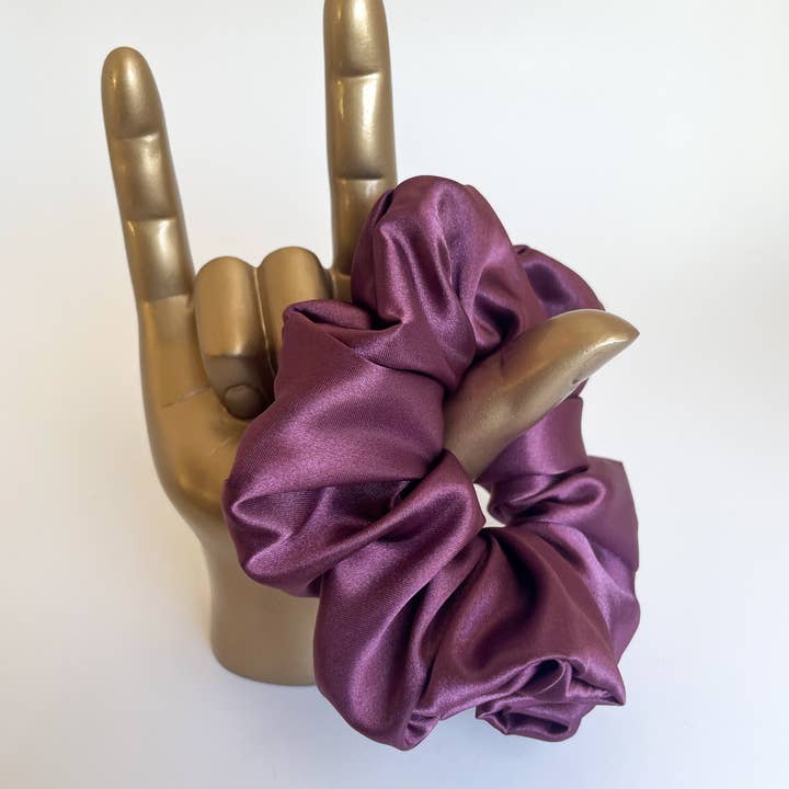 Prairie and Paws - Wholesale Scrunchie - Women's - Mulberry